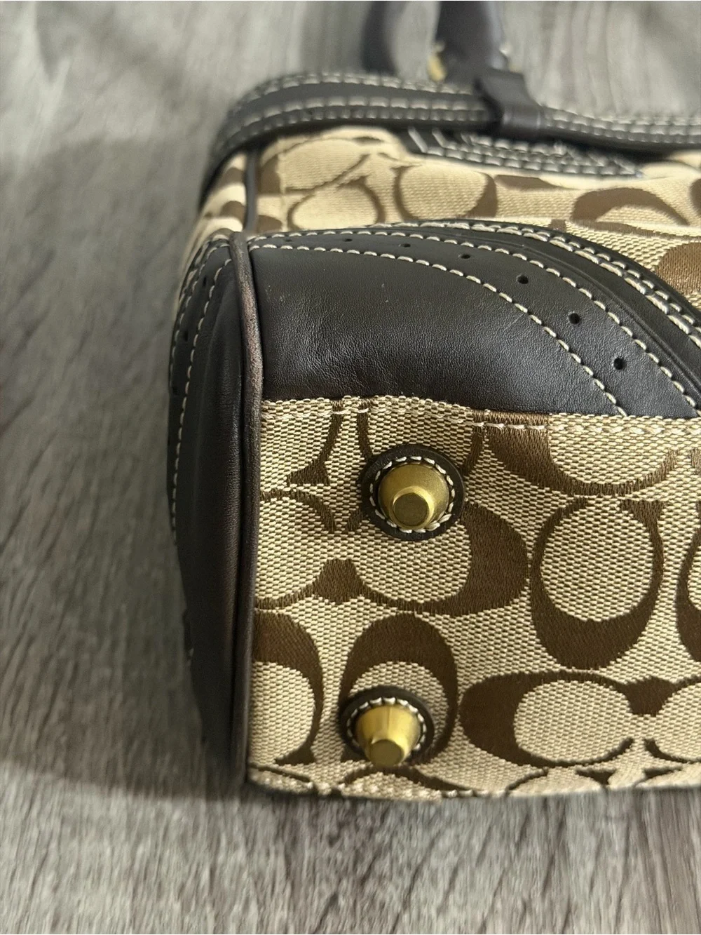 Coach Signature Shoulder Bag Purse 10507 Brown Tan Leather Classic Everyday